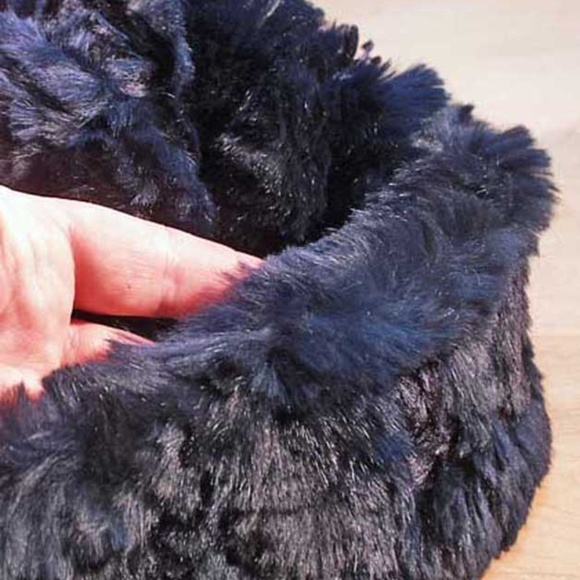 SCARF, RABBIT FUR, TWO-SIDED, NEW, NAVY, 35 x 4 INCHES, BOTH SIDES ARE SOFT WOVE - Picture 2 of 4